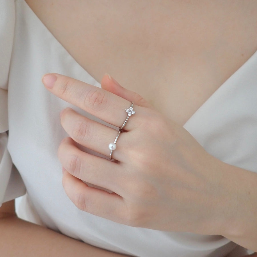 Dainty Lili Pearl Ring 925 Silver