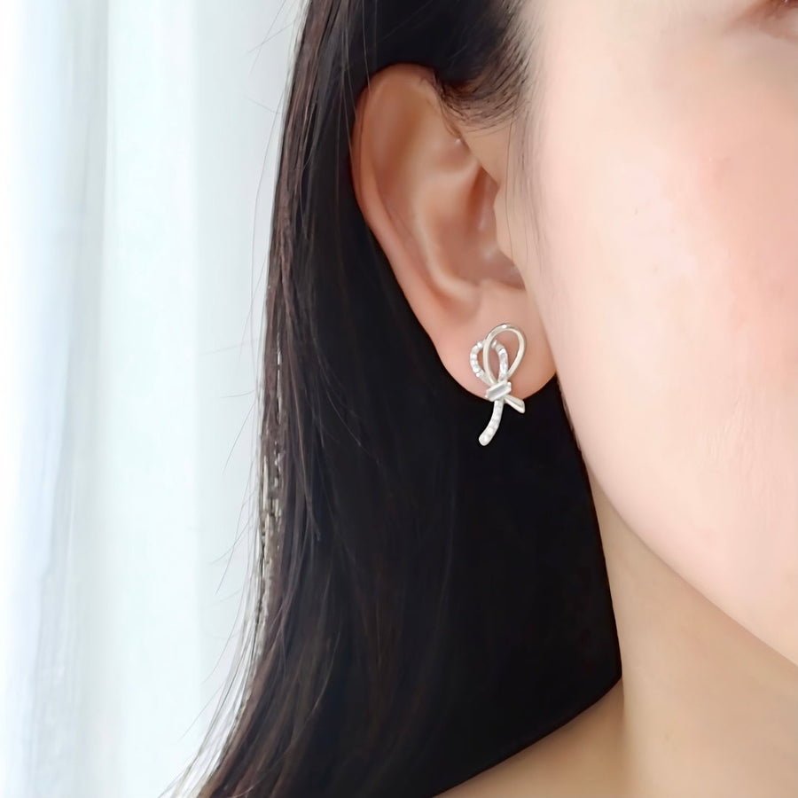 Suzie Ribbon Earstud 925 Silver