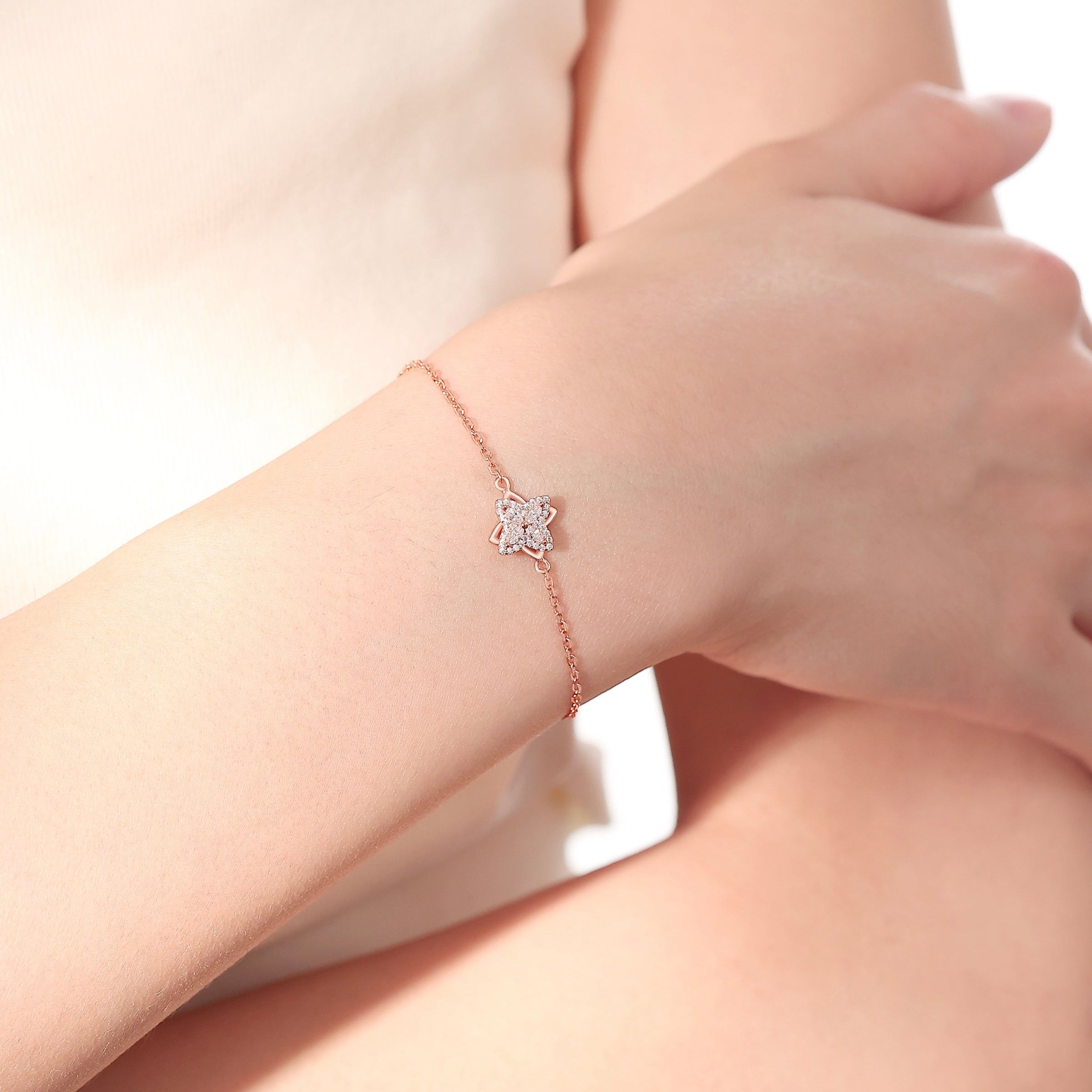 Milly Spinning Clover Bracelet 925 Silver
