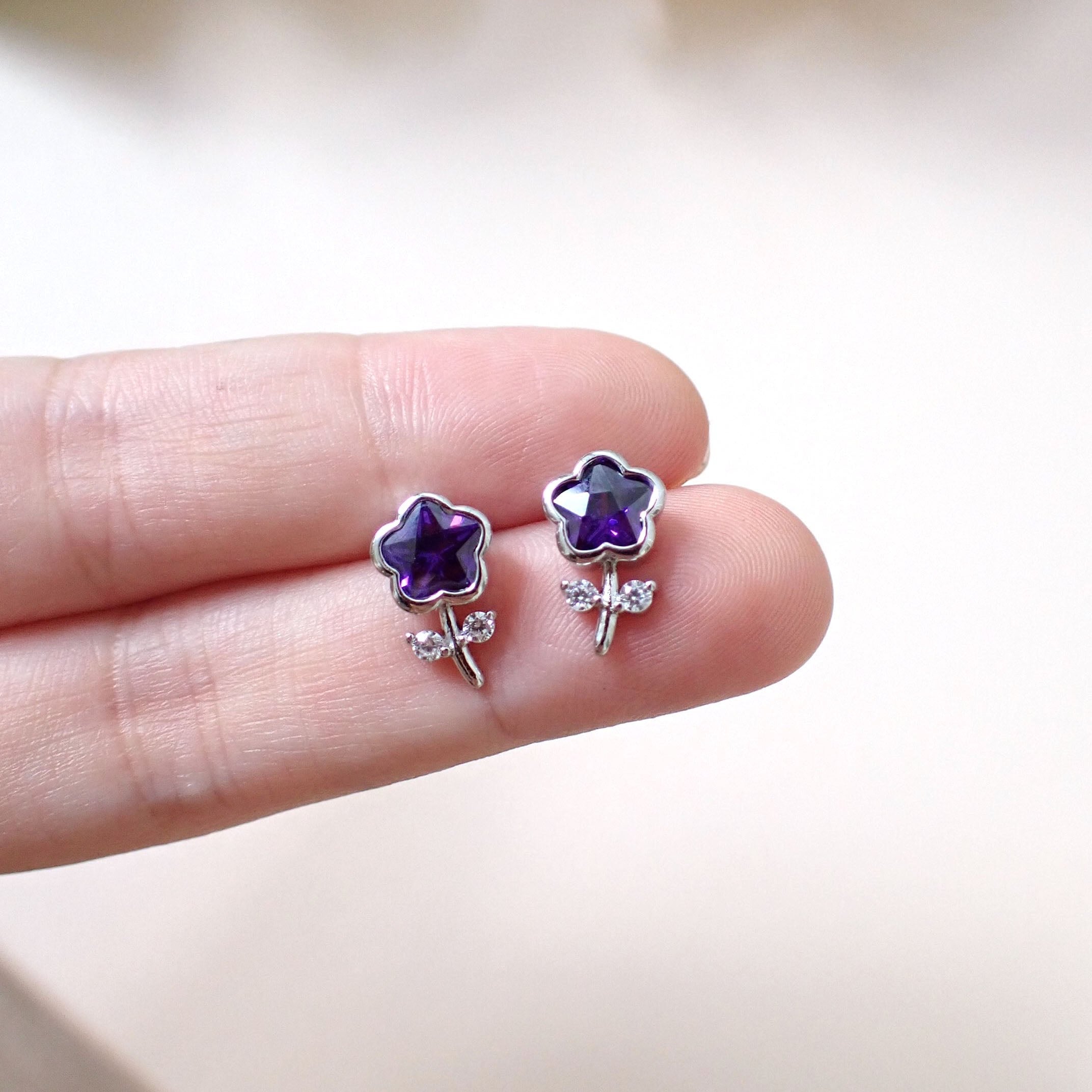 Topi Flower Pedicel Earstud 925 Silver