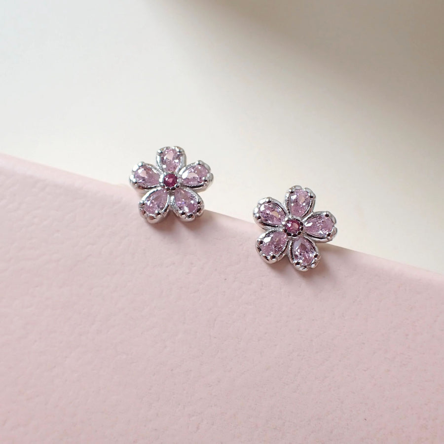 Meadowsweet Stud 925 Silver