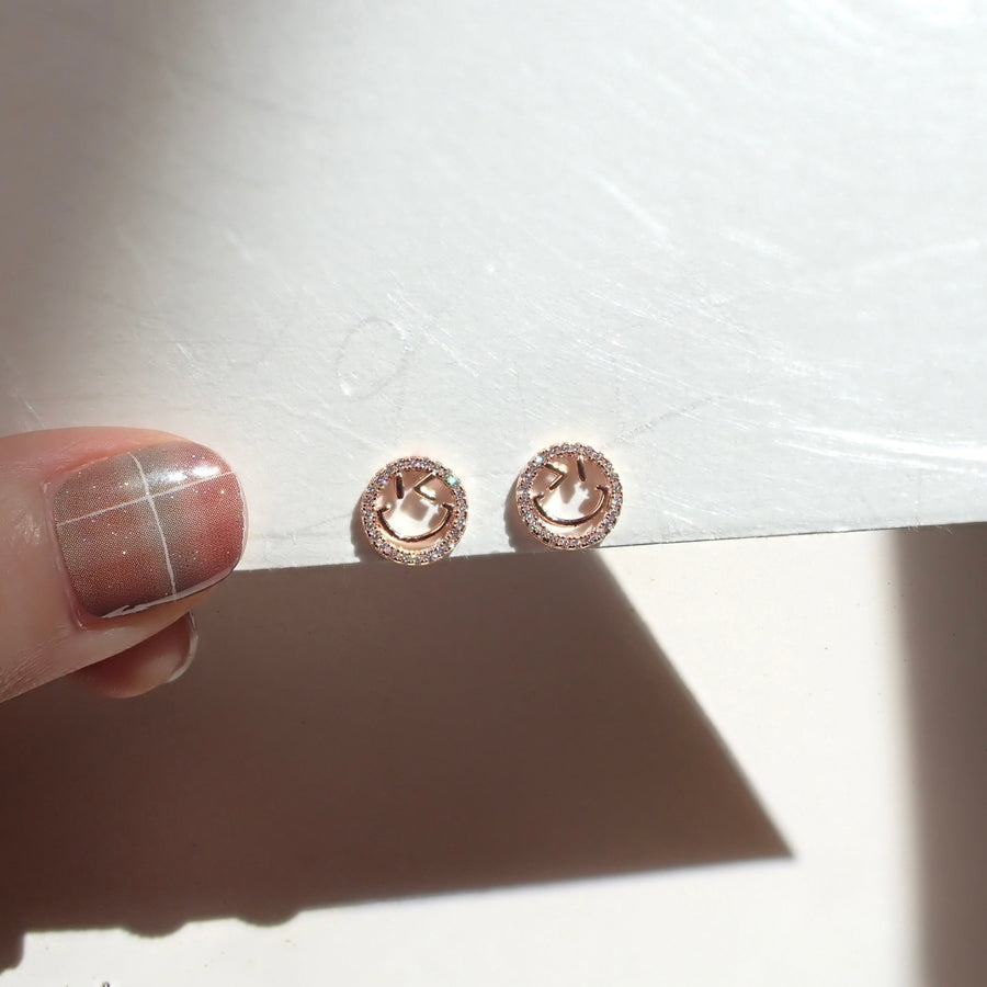 Mini Smiley Stud 925 Silver