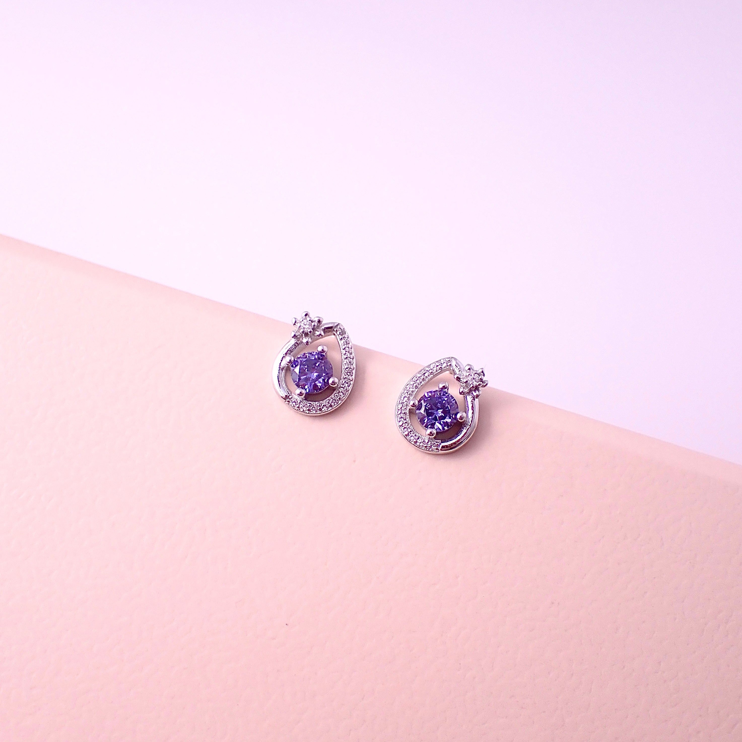 Dainty Fuyuko Earstud 925 Silver