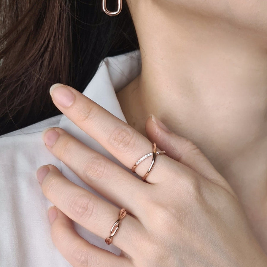 Minji Ring 925 Silver 5ive Letters