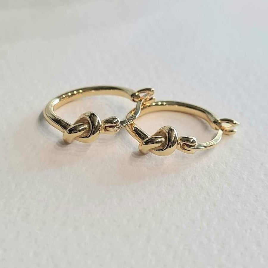 Knot Hoop Huggies 925 Silver