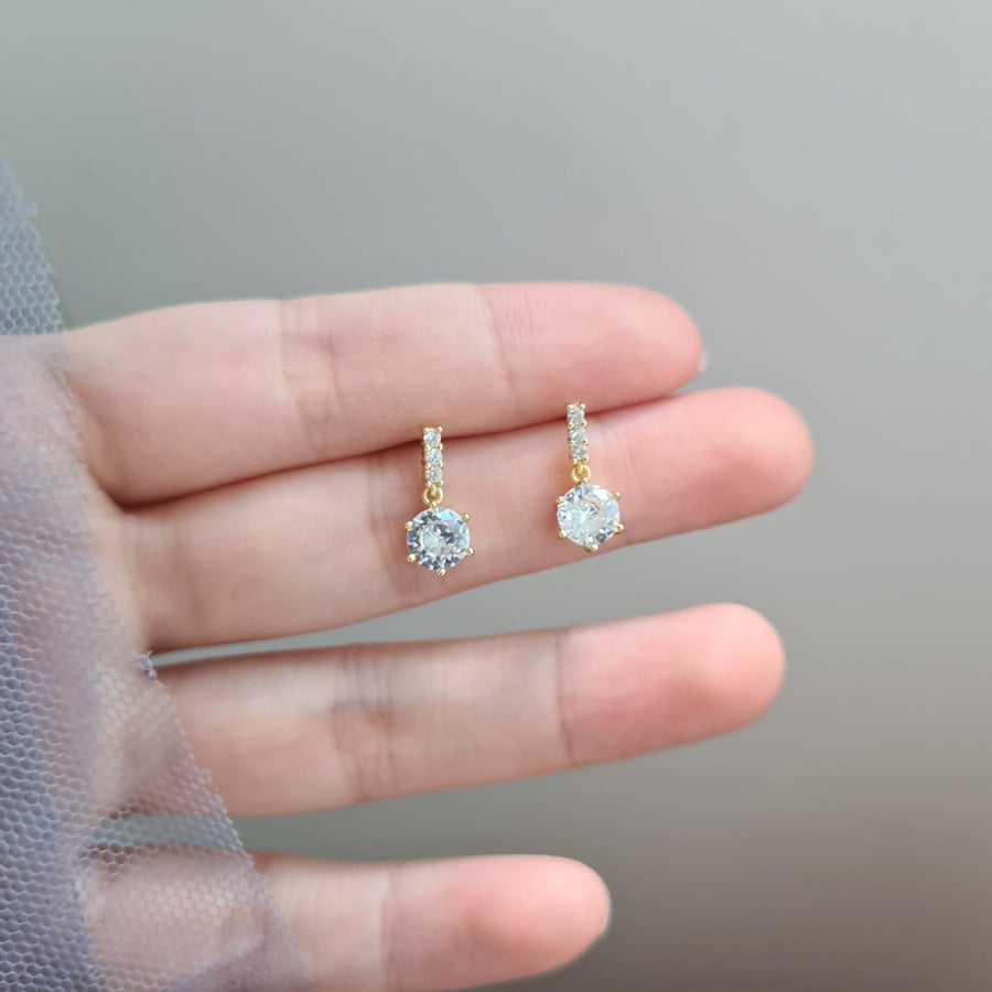 Dainty Diamond Stud 925 Silver