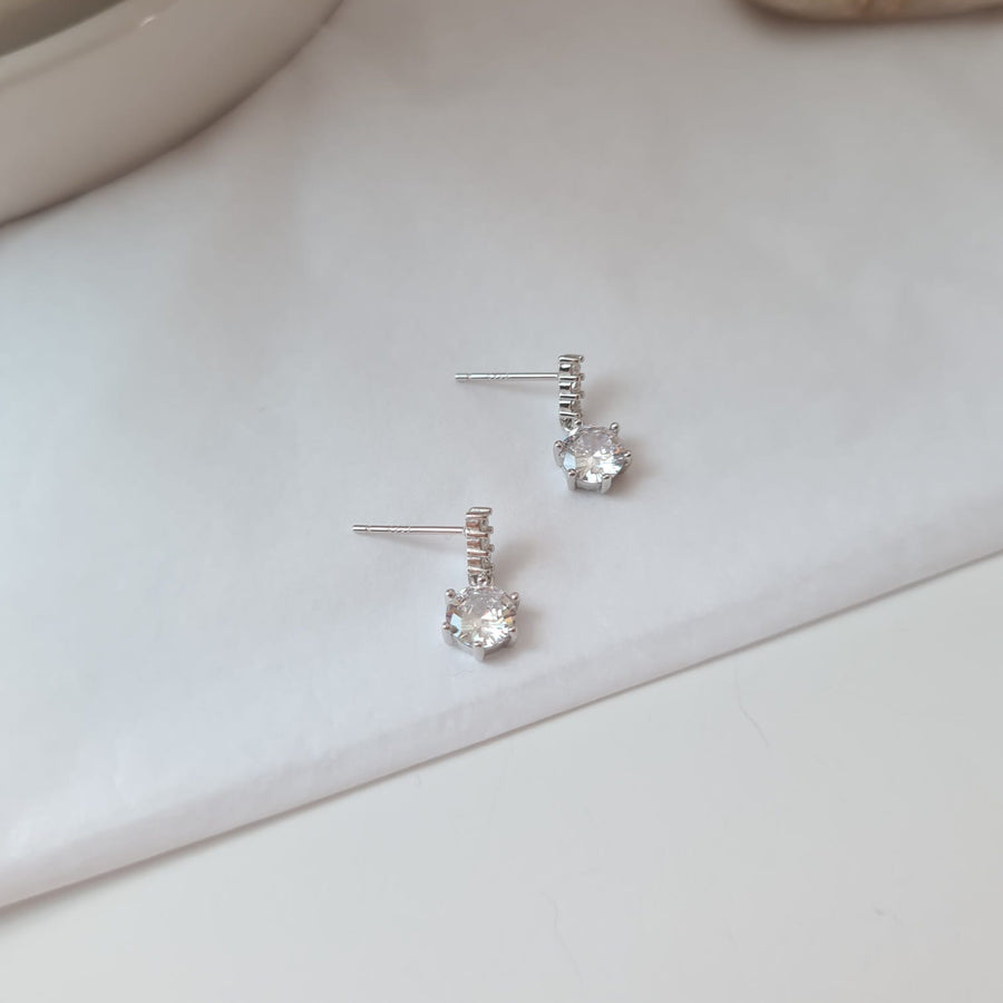 Dainty Diamond Stud 925 Silver