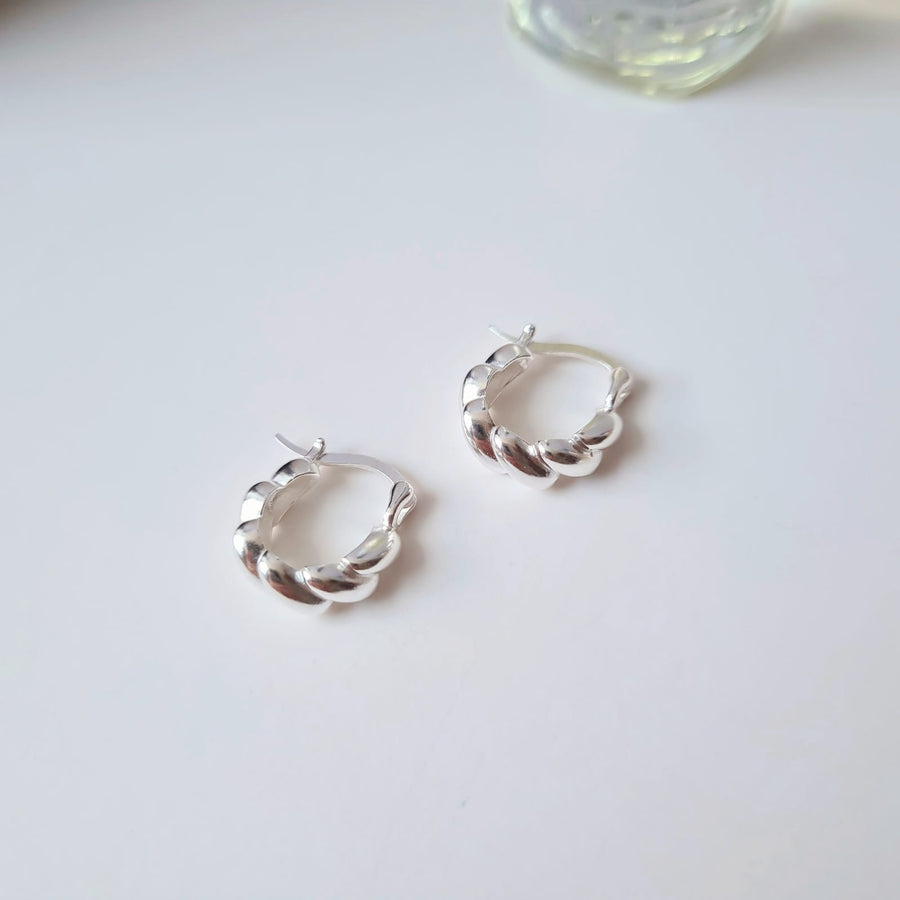 Croissant Hoop Huggies 925 Silver
