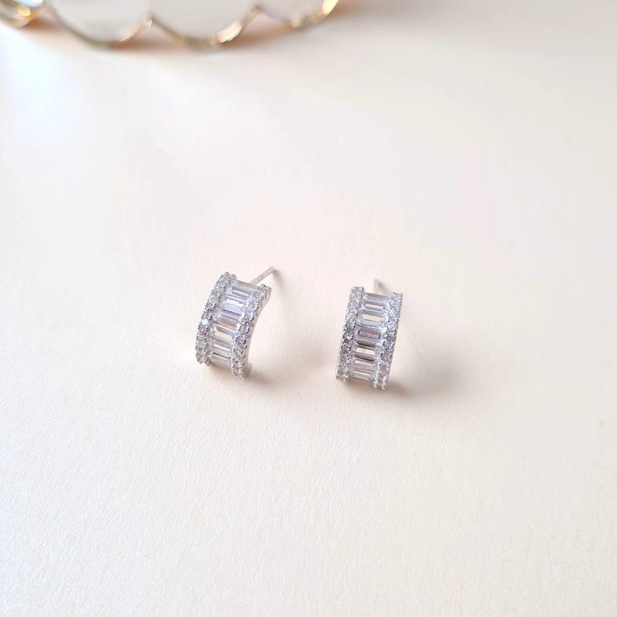 Laurent Earstud 925 Silver
