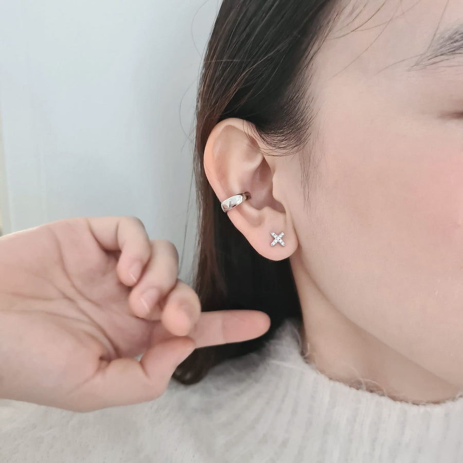 Dainty Cross Earstud 925 Silver